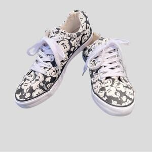 Disney Womens Mickey Mouse Novelty Canvas Sneakers Size 9 Low Top Lace-Up Shoes